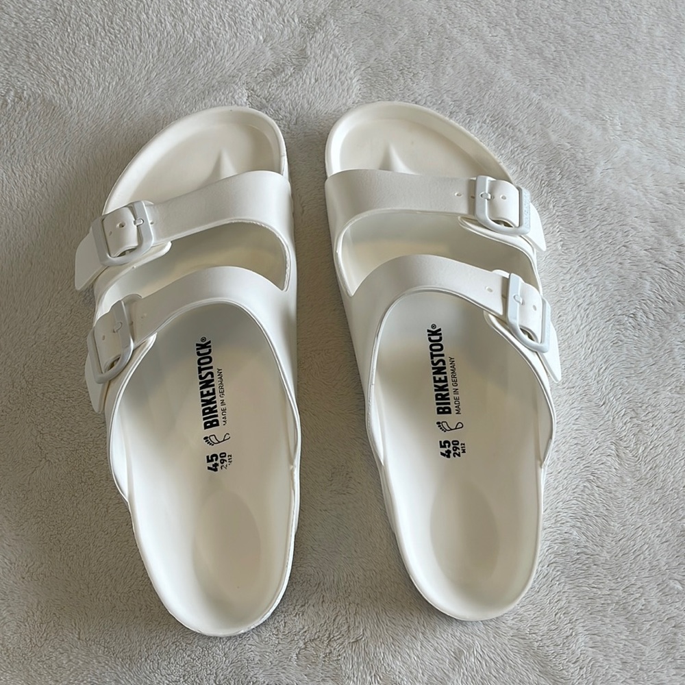 Arizona Essentials Birkenstock Sandals
